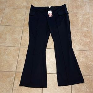 Halara flare legging